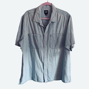 Urban Outfitters BDG Short-Sleeve Blue Button-Down Denim Shirt